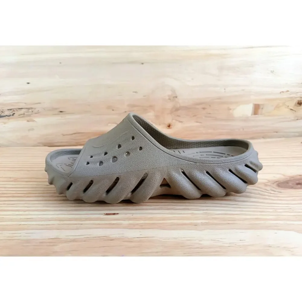 Crocs Echo Slide Sandals Unisex Size M6 W8 Beige Lightweight Comfort Pre-Owned